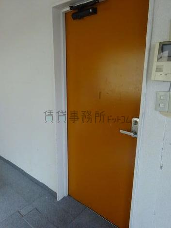 TYビルの室内
