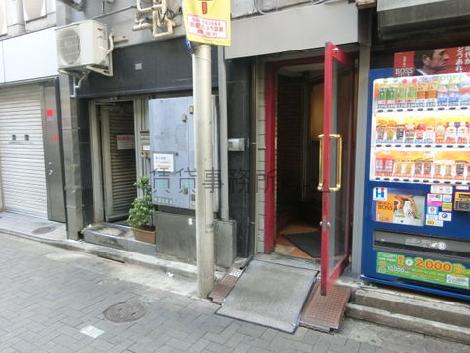 正面玄関