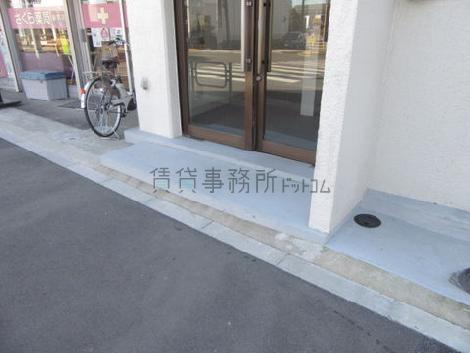 正面玄関