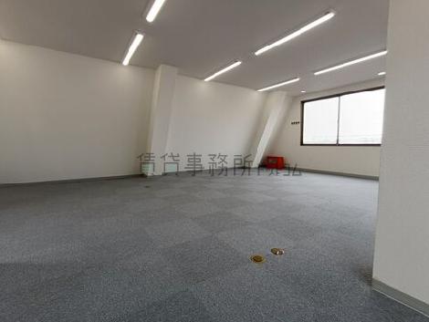 大沢新町ビルの室内