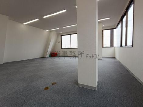 大沢新町ビルの室内