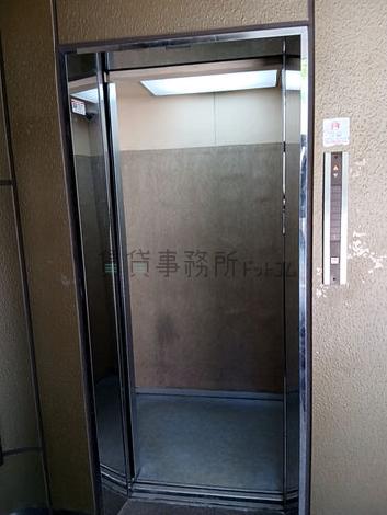 エレベーター