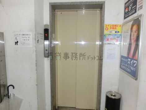 エレベーター