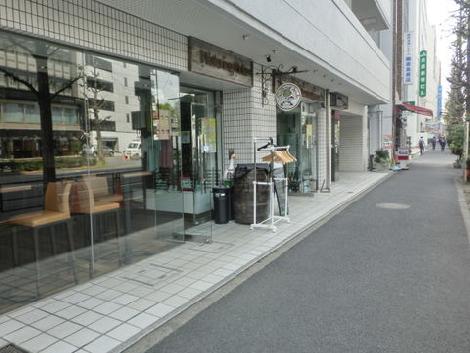 1階は店舗区画です