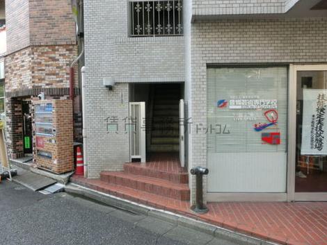 正面玄関