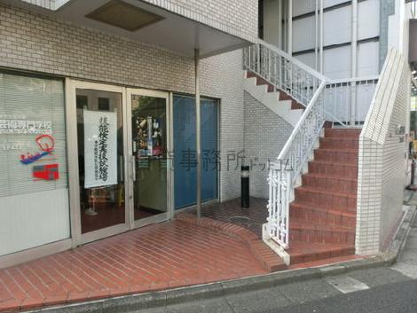 正面玄関