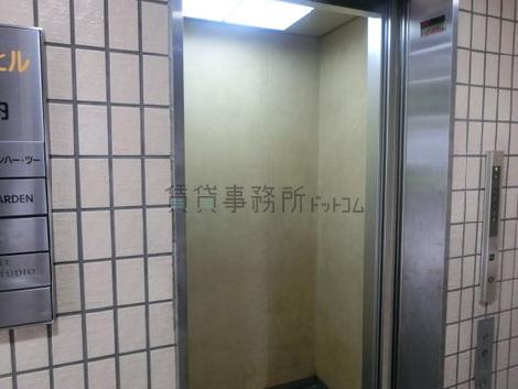 エレベーター