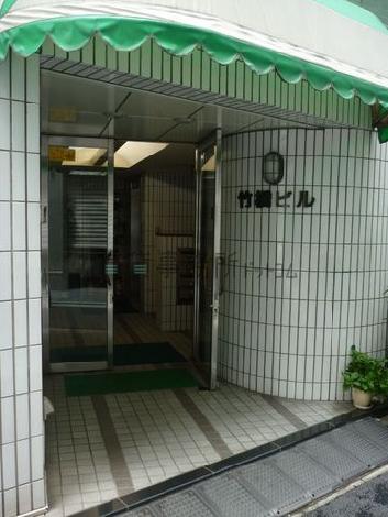 正面玄関