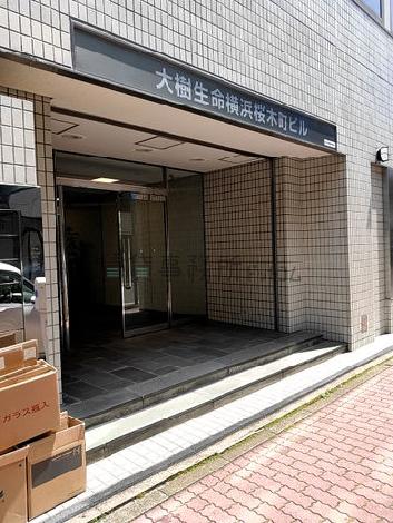 正面玄関