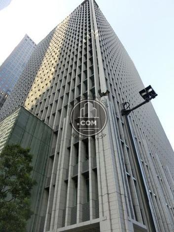 経団連会館の外観写真