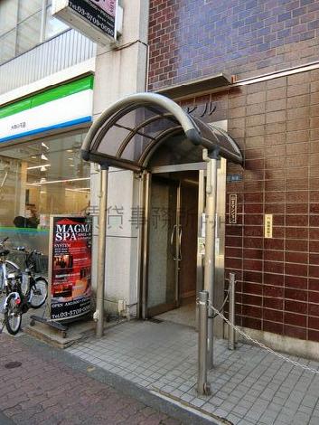 正面玄関