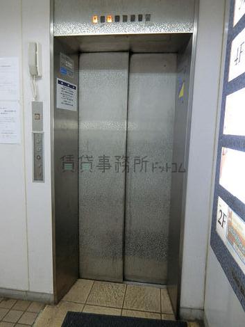 エレベーター