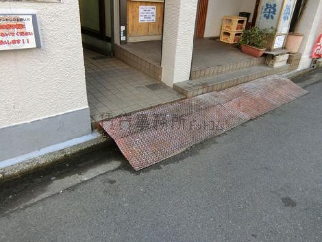 正面玄関