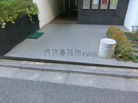 正面玄関