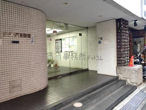 正面玄関