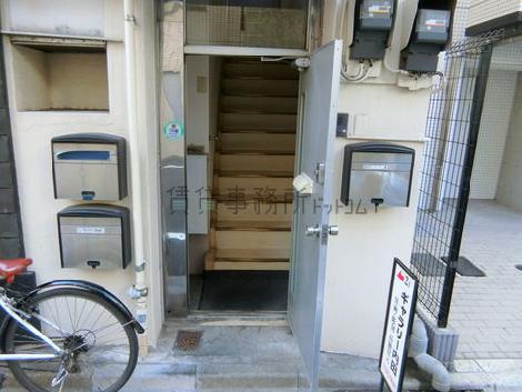正面玄関