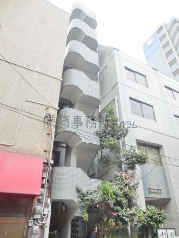 側面からの外観