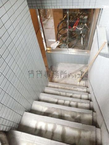 階段上からのアングル