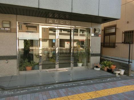 正面玄関