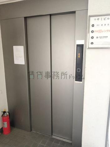 エレベーター