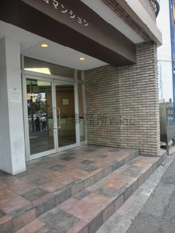正面玄関