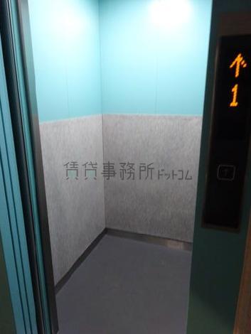 エレベーター