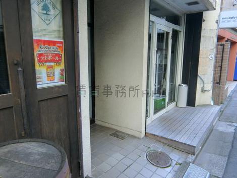 正面玄関