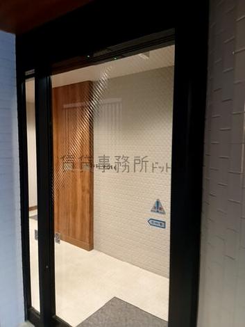 正面玄関