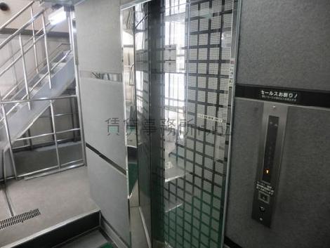 エレベーター