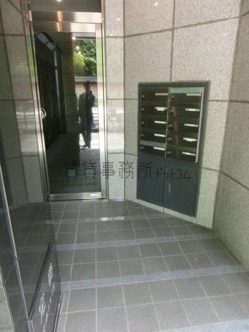 正面玄関