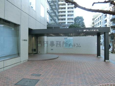 正面玄関