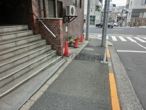 階段がございます