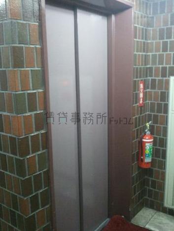 エレベーター