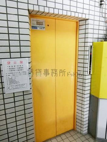 エレベーター