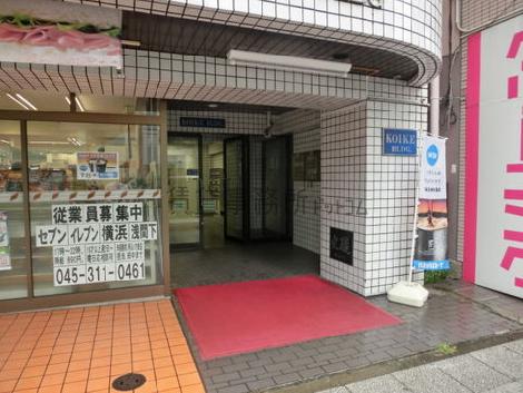正面玄関
