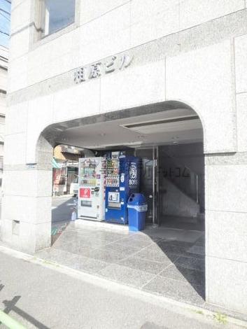 正面玄関