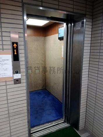エレベーター