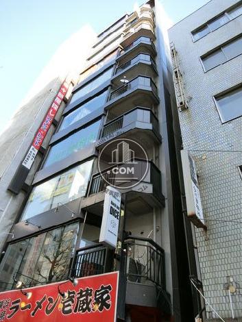 亀井ビルの外観写真