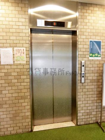 エレベーター