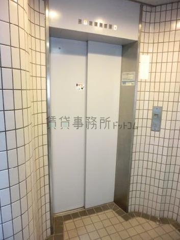 エレベーター