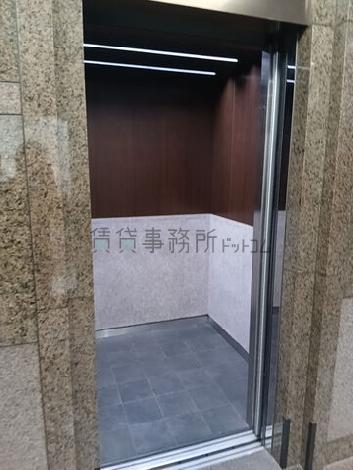 エレベーター
