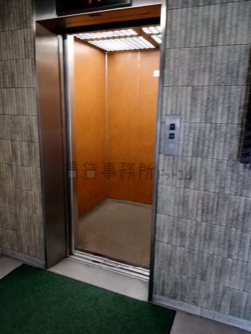 エレベーター