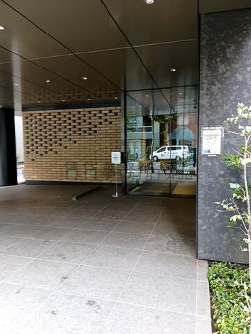 正面玄関