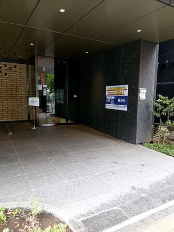 正面玄関