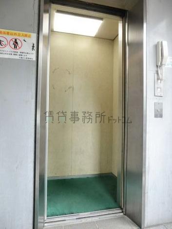 エレベーター