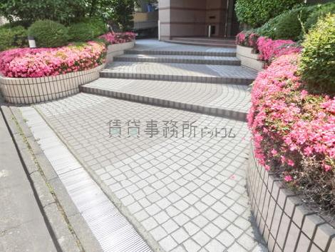 正面玄関