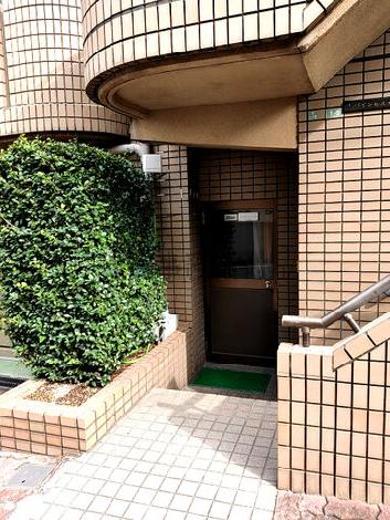 正面玄関