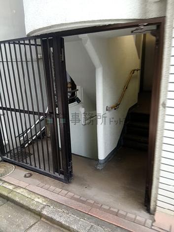 正面玄関