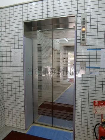 エレベーター
