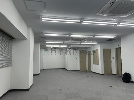第四松坂ビルの室内